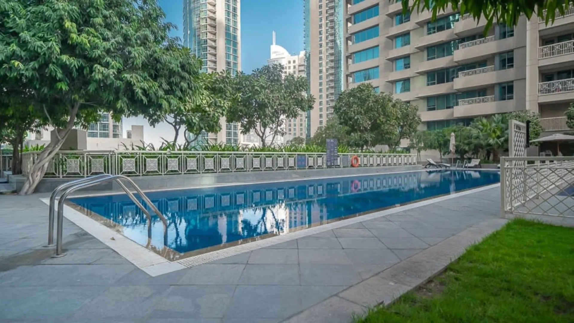 Bellavista - High Floor - 1Br 29 Boulevard - Burj Khalifa & Fountain View Dubai Apartment